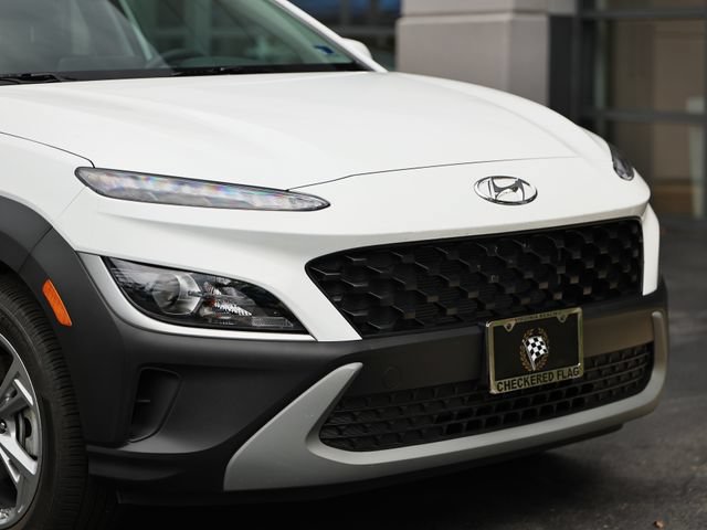 Used 2023 Hyundai Kona SEL w/ Cargo Package AWD/4WD image 2