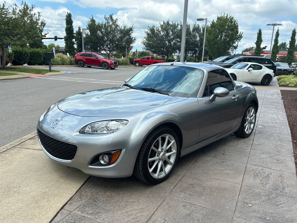 Used 2010 MAZDA MX-5 Miata Touring w/ Suspension Pkg RWD image 9