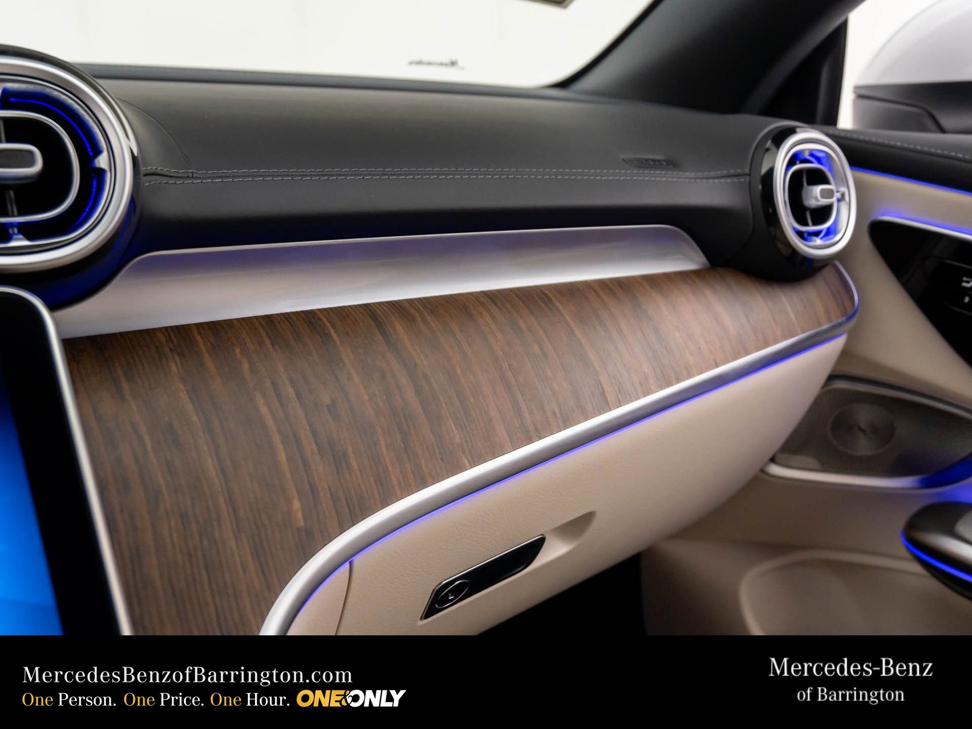 New 2026 Mercedes-Benz CLE 300 4MATIC Cabriolet image 31