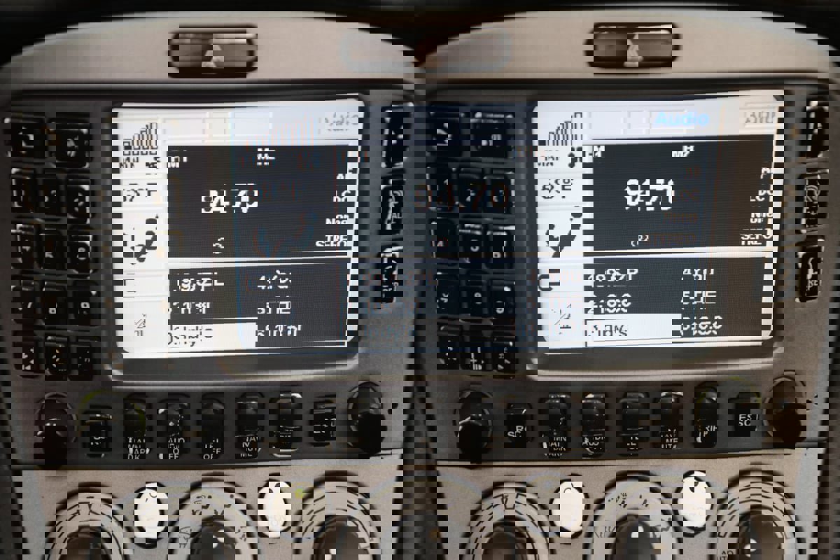 Used 2004 Maserati Spyder Cambiocorsa image 12