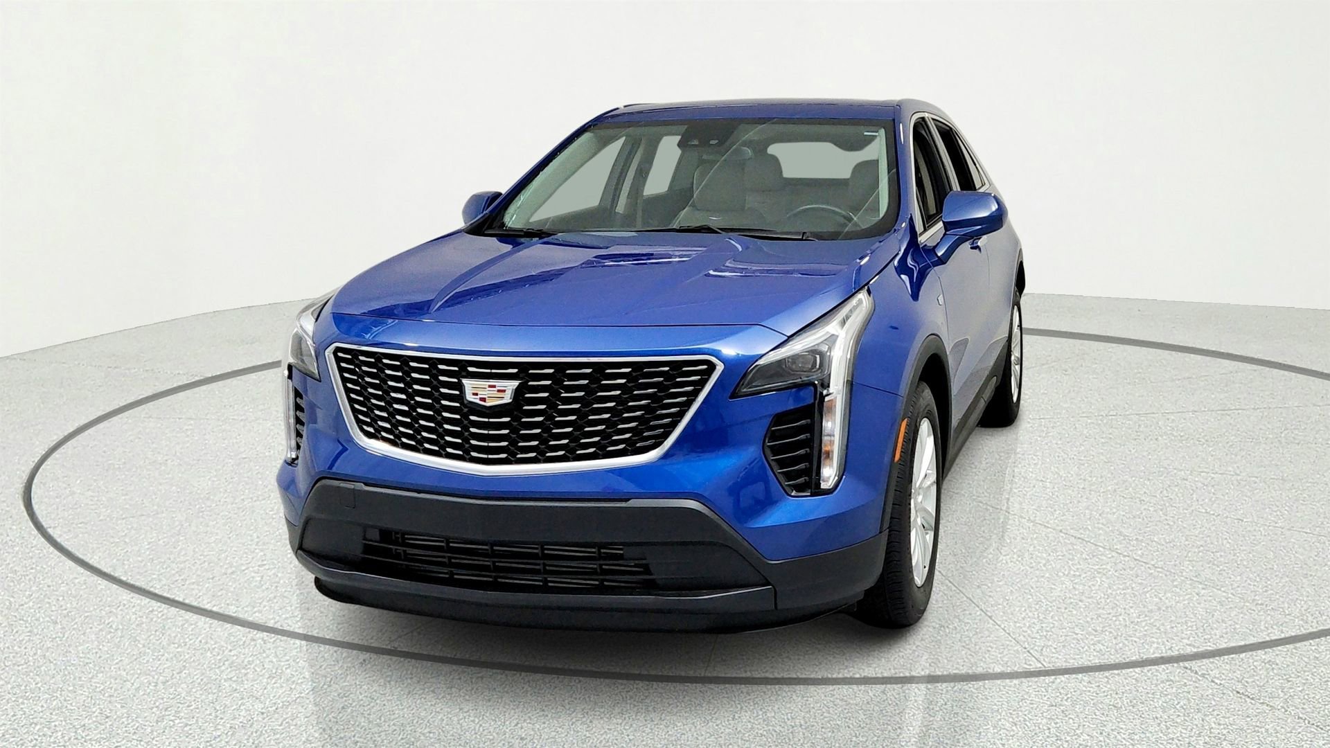 Certified 2023 Cadillac XT4 Luxury w/ Cold Weather Package AWD/4WD image 8