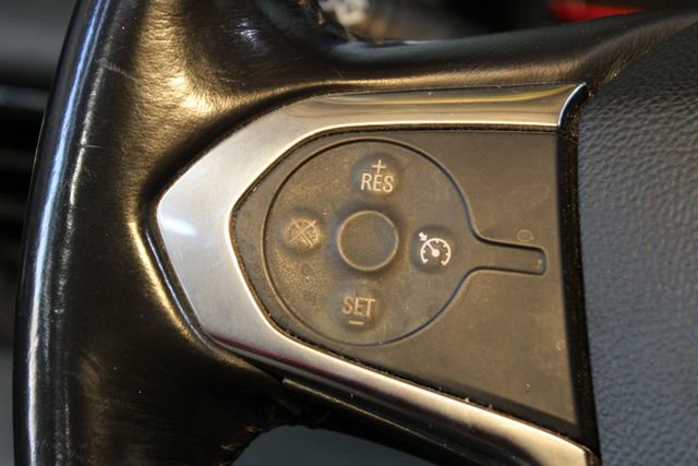 Used 2018 Chevrolet Traverse RS FWD image 18