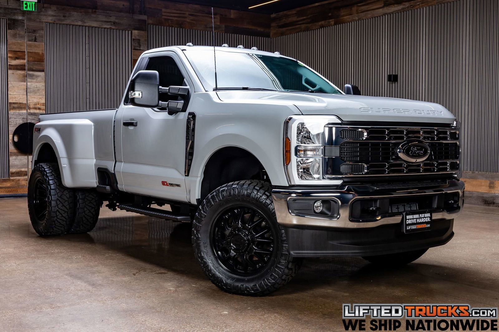 Used 2026 Ford F350 XLT image 1