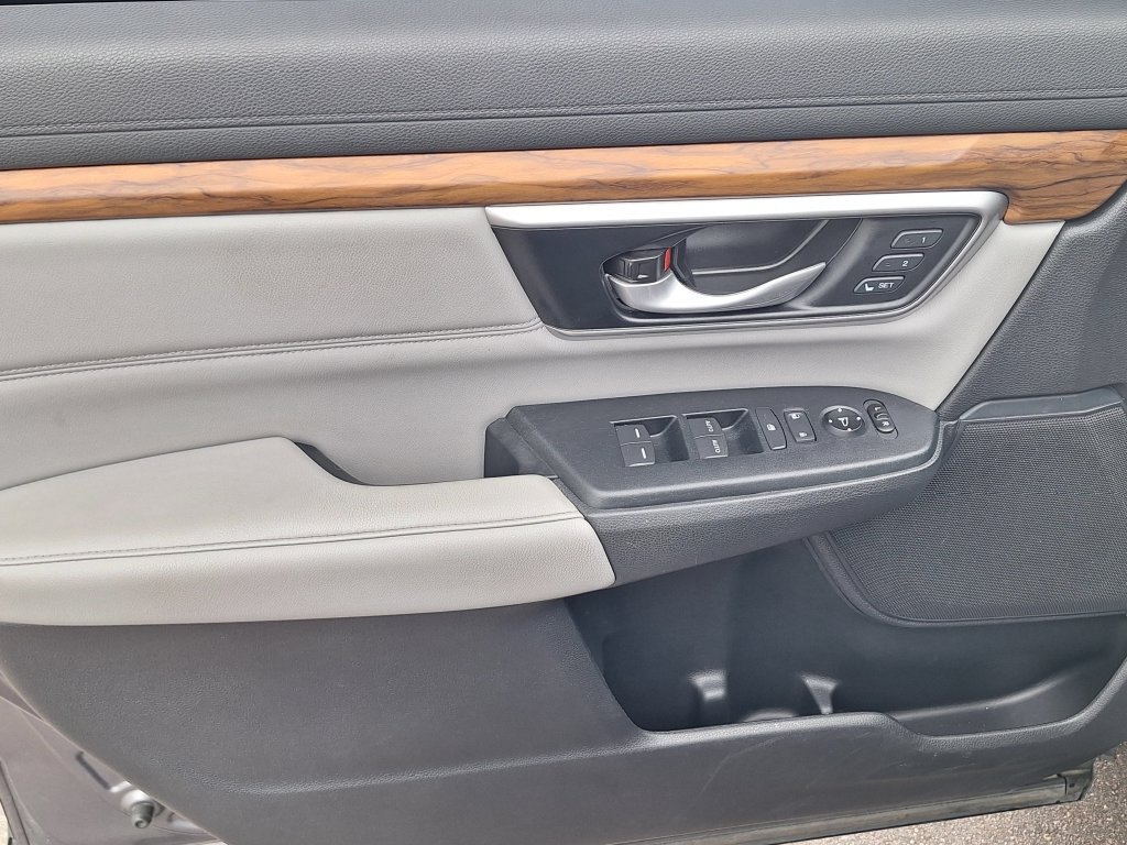 Used 2020 Honda CR-V EX-L image 9