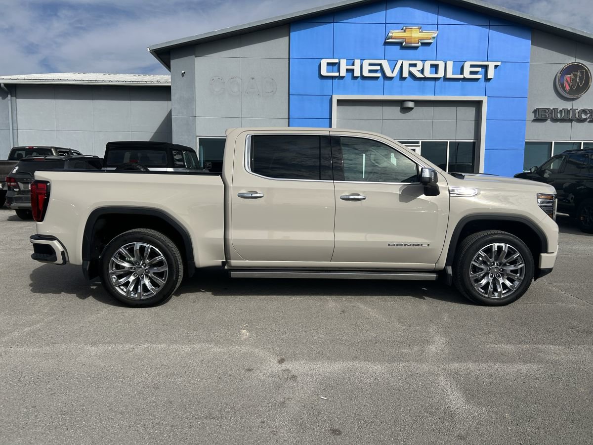 Used 2026 GMC Sierra 1500 Denali w/ Denali Reserve Package image 3