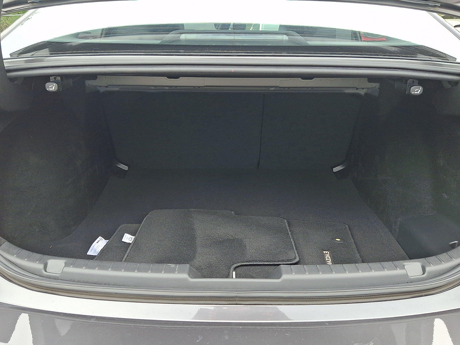 Used 2026 MAZDA MAZDA3 2.5 S Sedan w/ Preferred Pkg FWD image 28