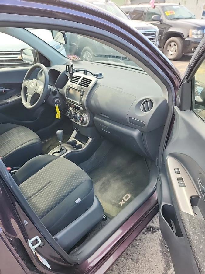Used 2013 Scion xD image 9