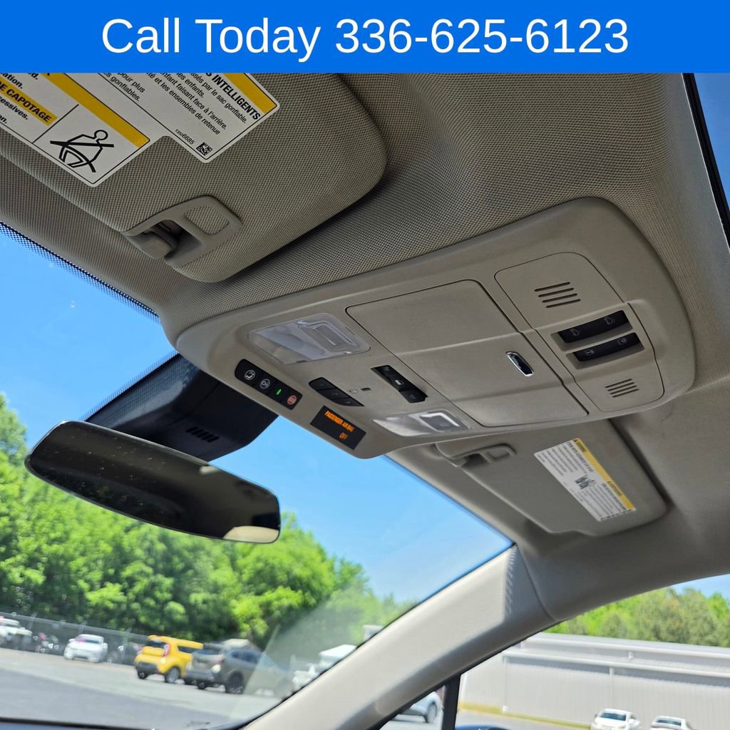 Used 2019 Buick Envision Premium w/ Driver Confidence Package AWD/4WD image 21