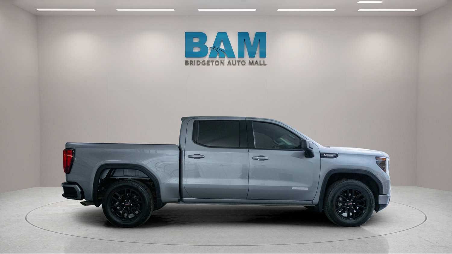 Used 2025 GMC Sierra 1500 Elevation RWD image 8