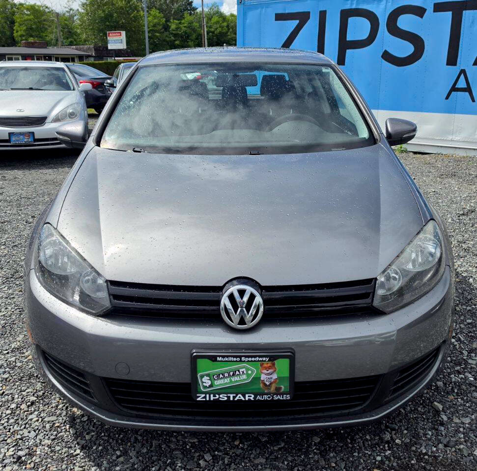 Used 2012 Volkswagen Golf 2-Door FWD image 2