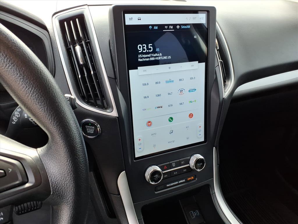 Certified 2024 Ford Edge SE image 14