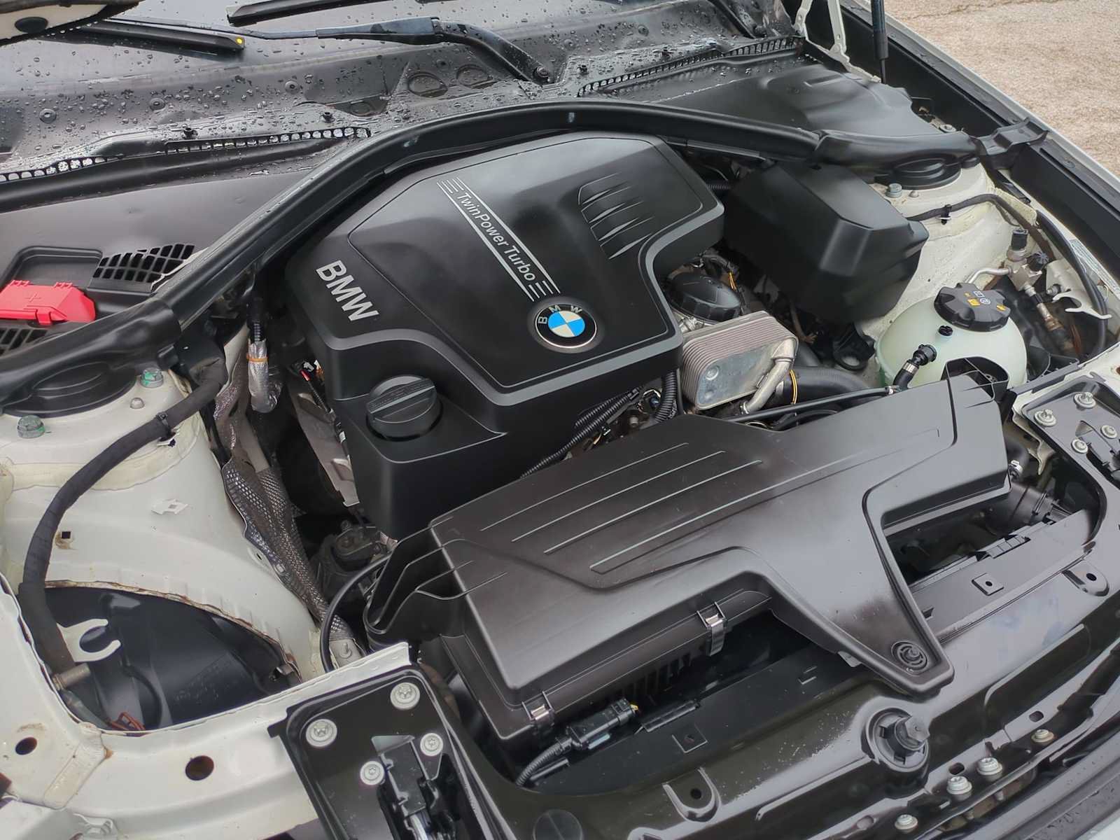 Used 2015 BMW 328i Gran Turismo xDrive AWD/4WD image 31