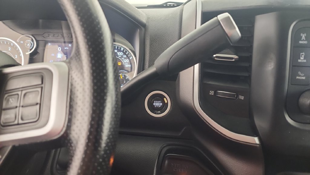 Used 2020 RAM 2500 Big Horn AWD/4WD image 18