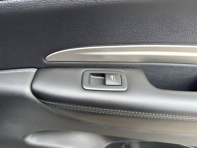 Used 2020 Dodge Durango SXT w/ 3rd Row Seating Group image 23