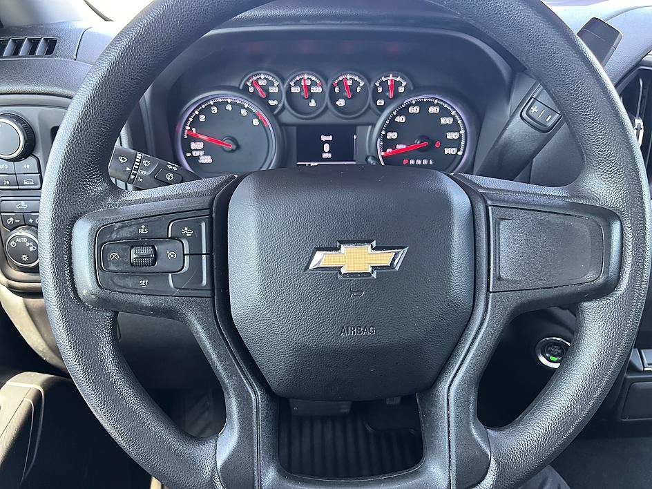 Used 2023 Chevrolet Silverado 1500 Custom AWD/4WD image 22