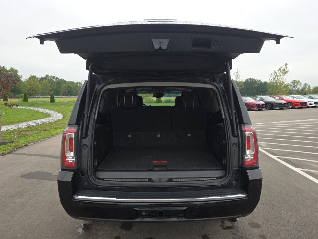 Used 2018 GMC Yukon XL Denali w/ Open Road Package AWD/4WD image 9