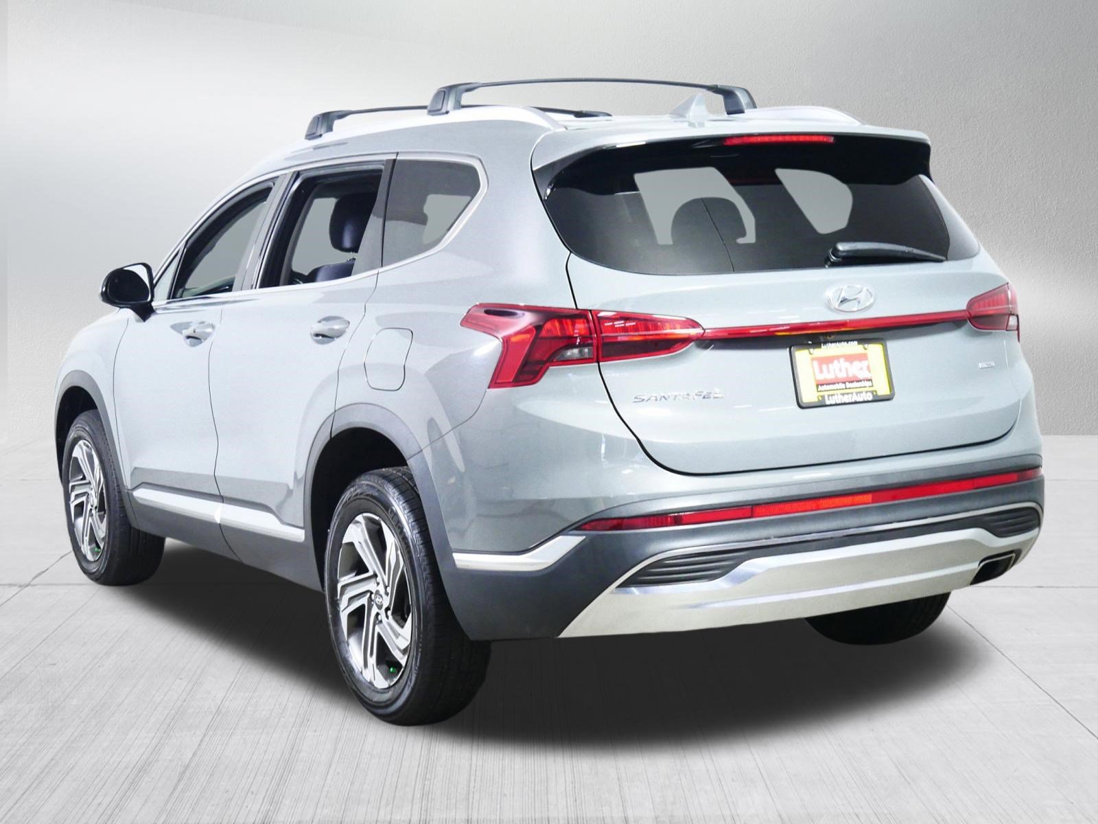 Used 2022 Hyundai Santa Fe SEL AWD/4WD image 5