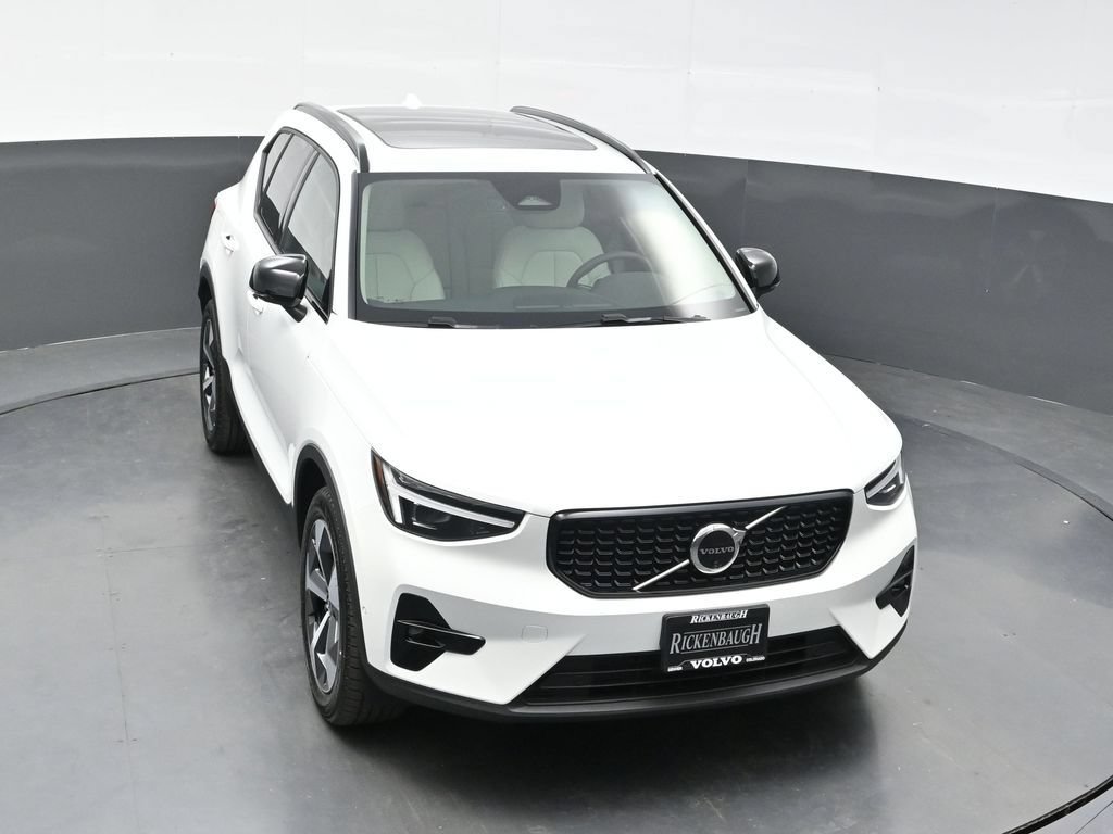 New 2026 Volvo XC40 B5 Plus w/ Climate Package AWD/4WD image 30