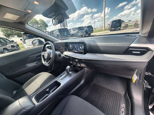 Used 2026 Nissan Kicks S FWD image 27