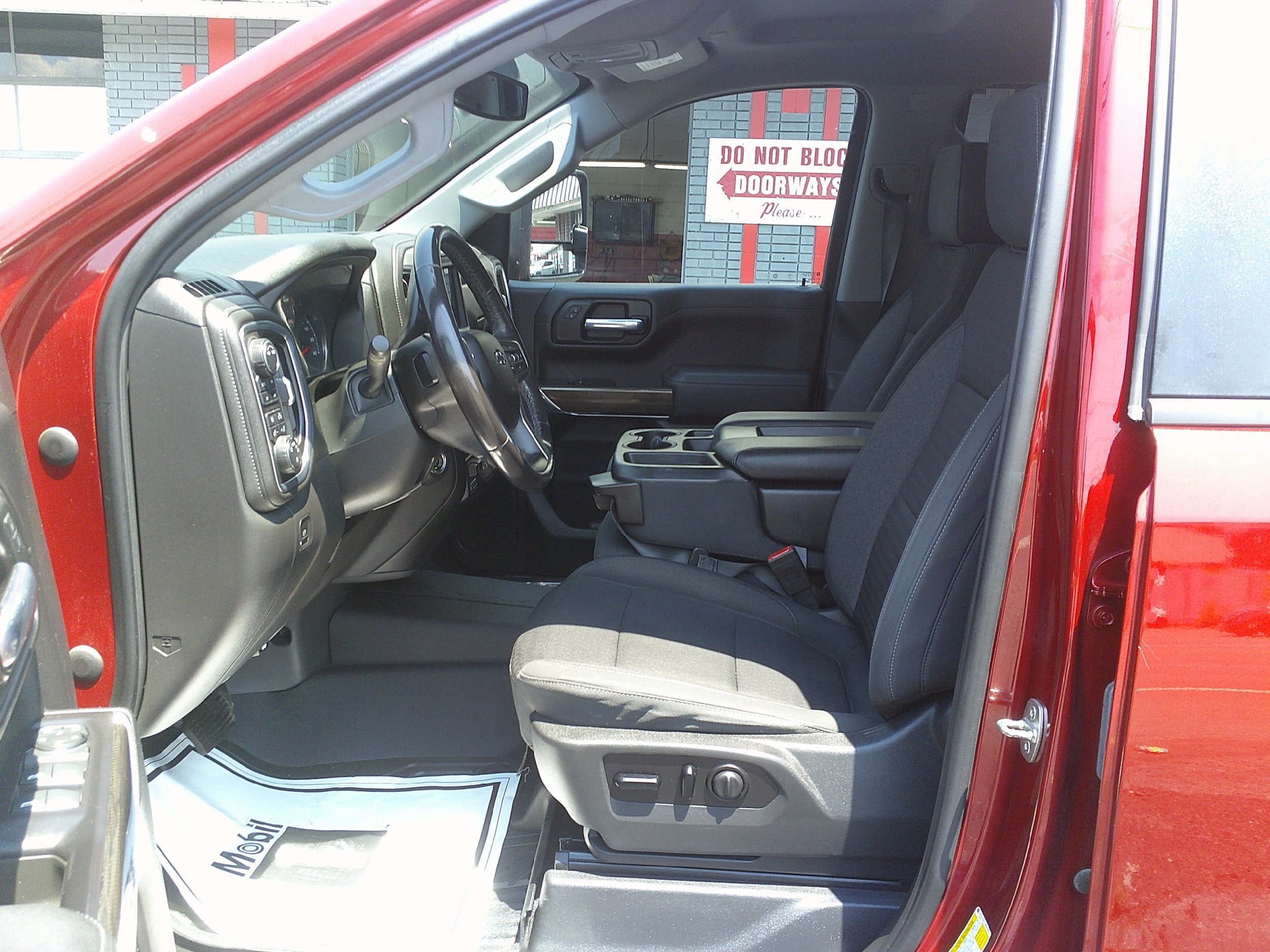 Used 2021 Chevrolet Silverado 1500 RST AWD/4WD image 19