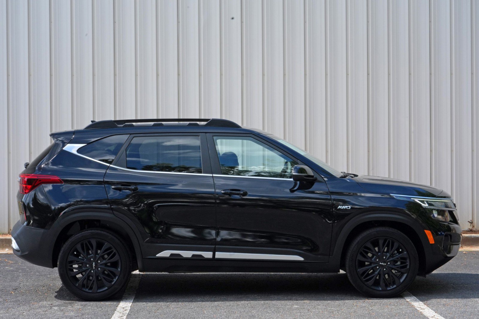 Used 2022 Kia Seltos Nightfall Edition AWD/4WD image 48