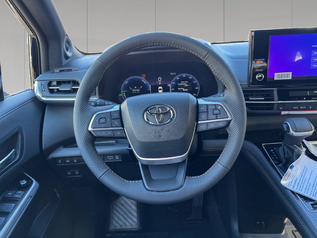 New 2026 Toyota Sienna XLE Woodland Edition AWD/4WD image 14