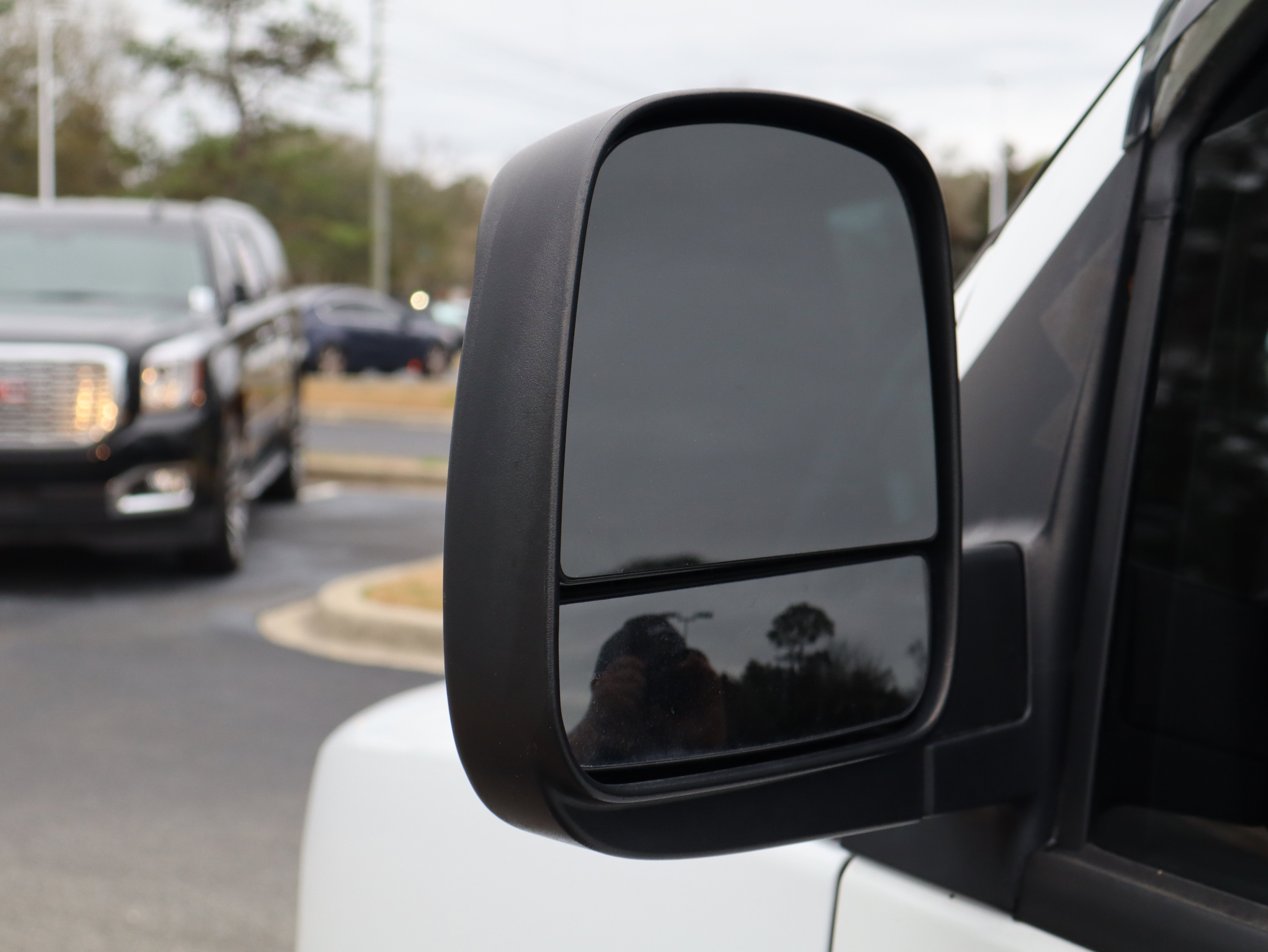 Used 2021 Chevrolet Express 2500 Extended w/ Driver Convenience Package image 30