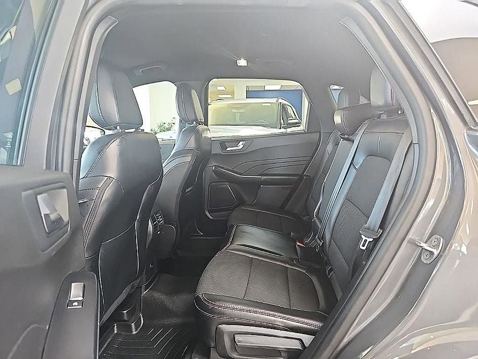 Used 2023 Ford Escape ST-Line w/ Tech Pack #1 AWD/4WD image 28