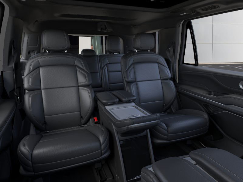 New 2026 Lincoln Navigator Reserve w/ Jet Appearance Package image 11