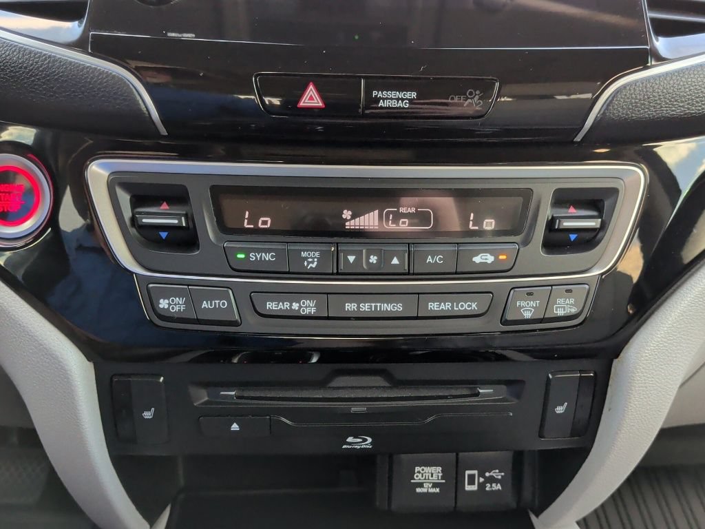 Used 2022 Honda Pilot Touring image 31