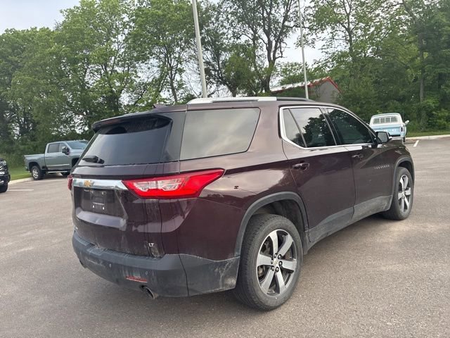 Used 2018 Chevrolet Traverse LT w/ LPO, Floor Liner Package AWD/4WD image 9