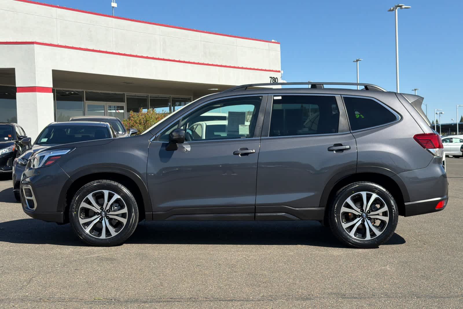 Used 2021 Subaru Forester Limited w/ Popular Package #3 AWD/4WD image 9