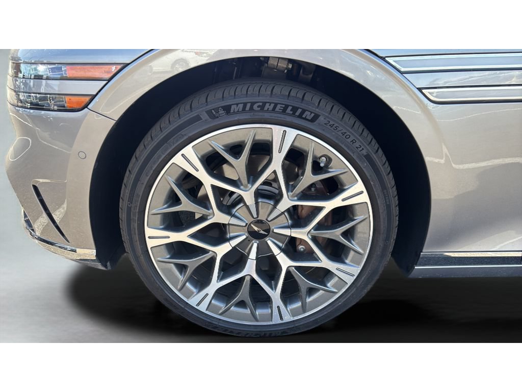 Used 2025 Genesis G90 3.5T AWD/4WD image 20