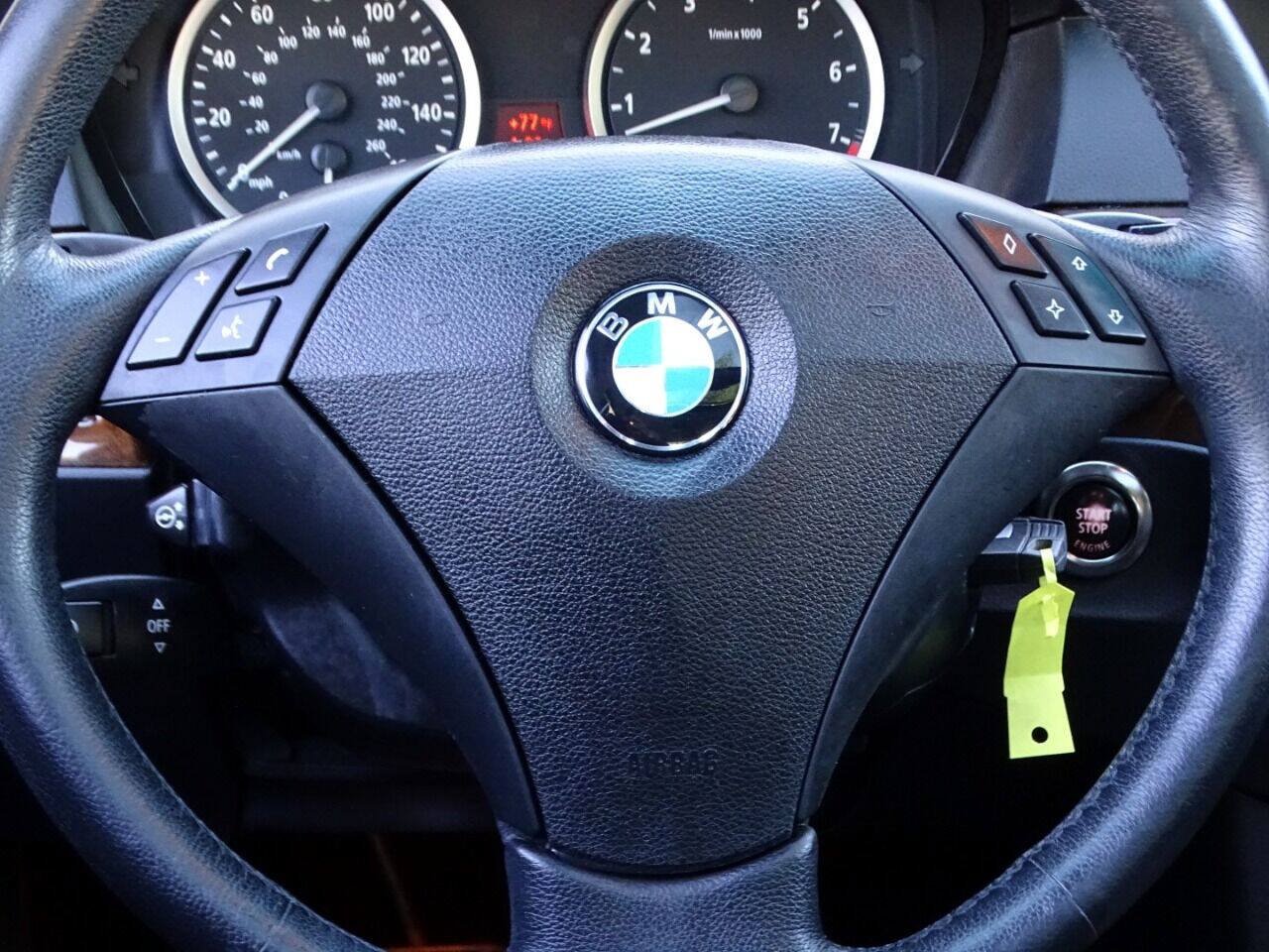 Used 2007 BMW 530xi Wagon AWD/4WD image 59