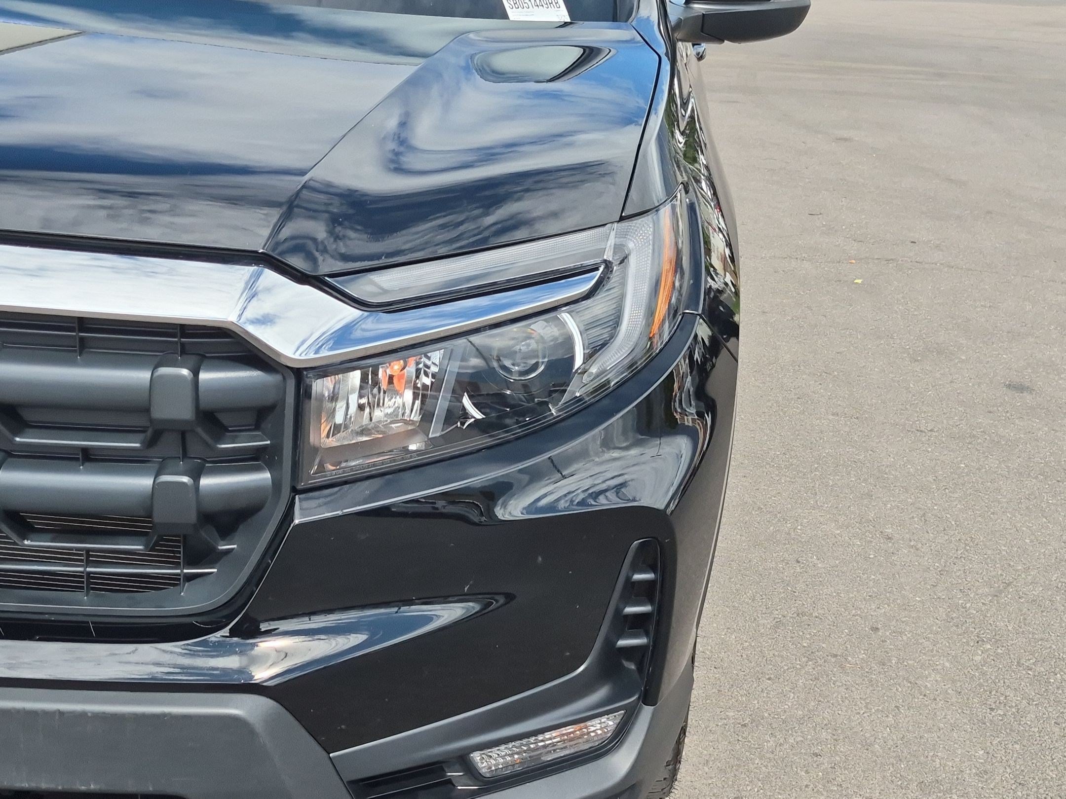 Certified 2025 Honda Ridgeline RTL image 12