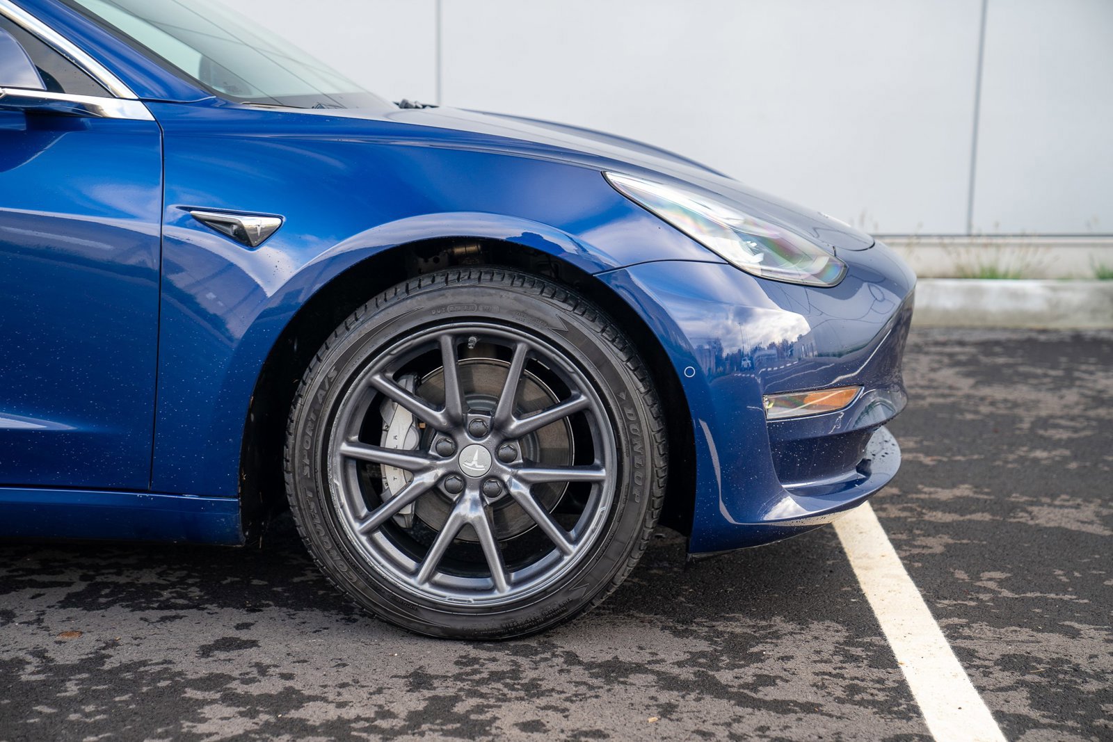 Used 2018 Tesla Model 3 Long Range image 9