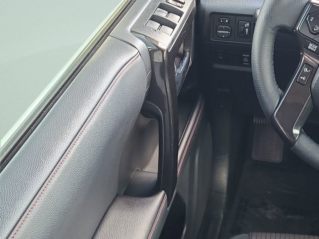Used 2020 Toyota 4Runner TRD Off-Road image 20