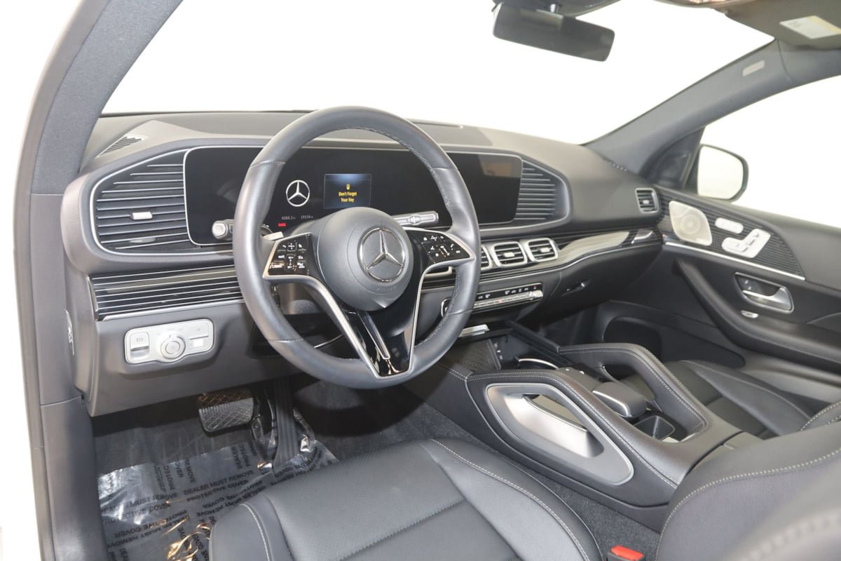 Used 2025 Mercedes-Benz GLE 450 4MATIC image 26