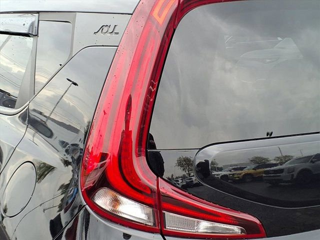 Certified 2022 Kia Soul Turbo image 27