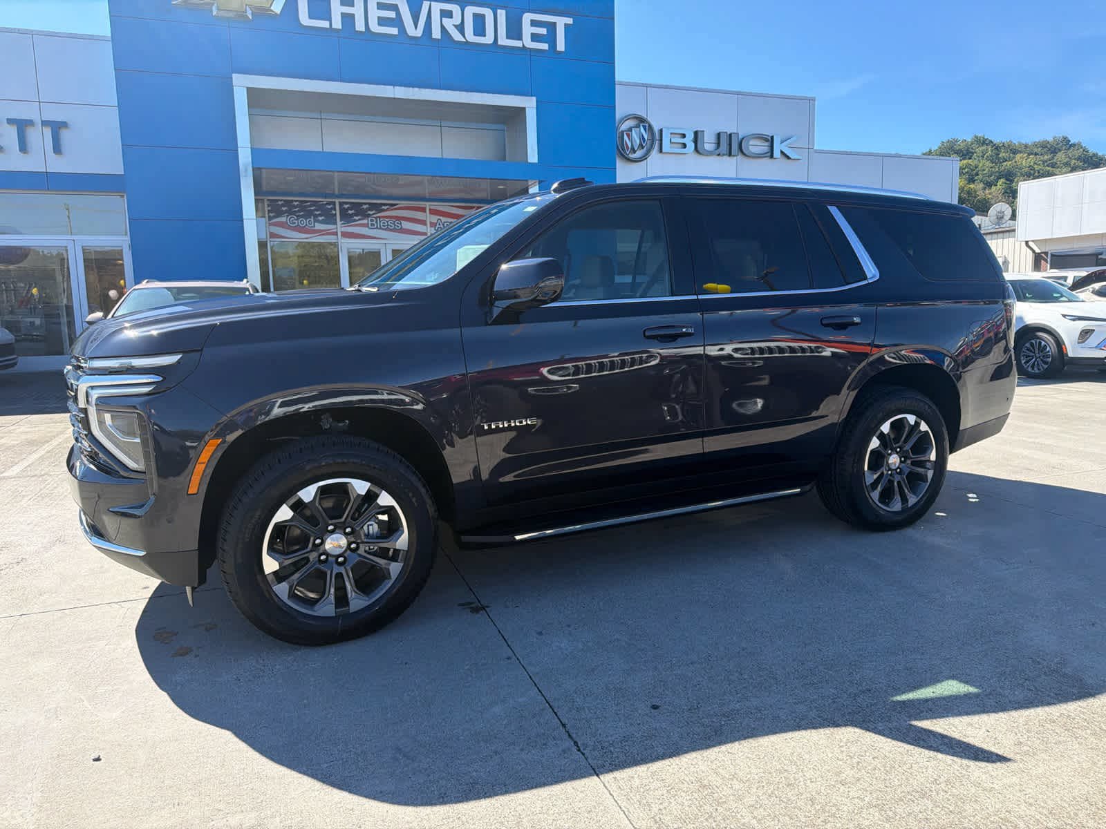 New 2026 Chevrolet Tahoe LT w/ Comfort Package AWD/4WD image 5