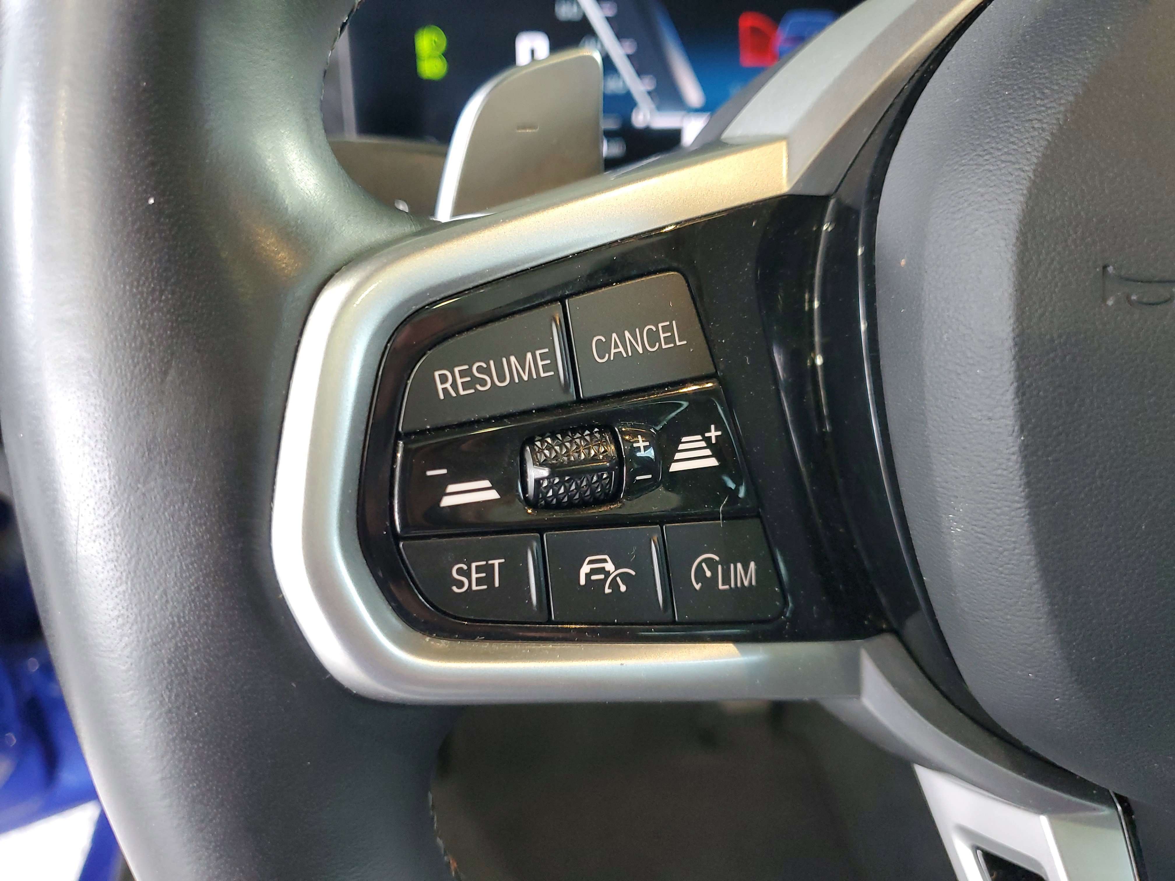 Used 2025 BMW M340i RWD image 23