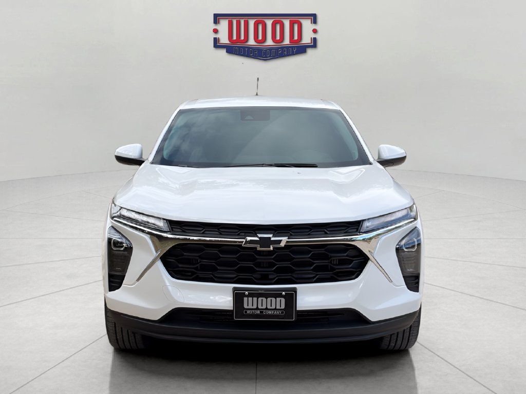New 2026 Chevrolet Trax LS w/ LS Convenience Package FWD image 5