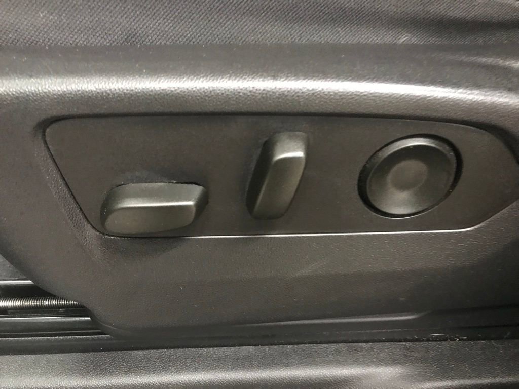 Used 2023 GMC Sierra 1500 Elevation image 14