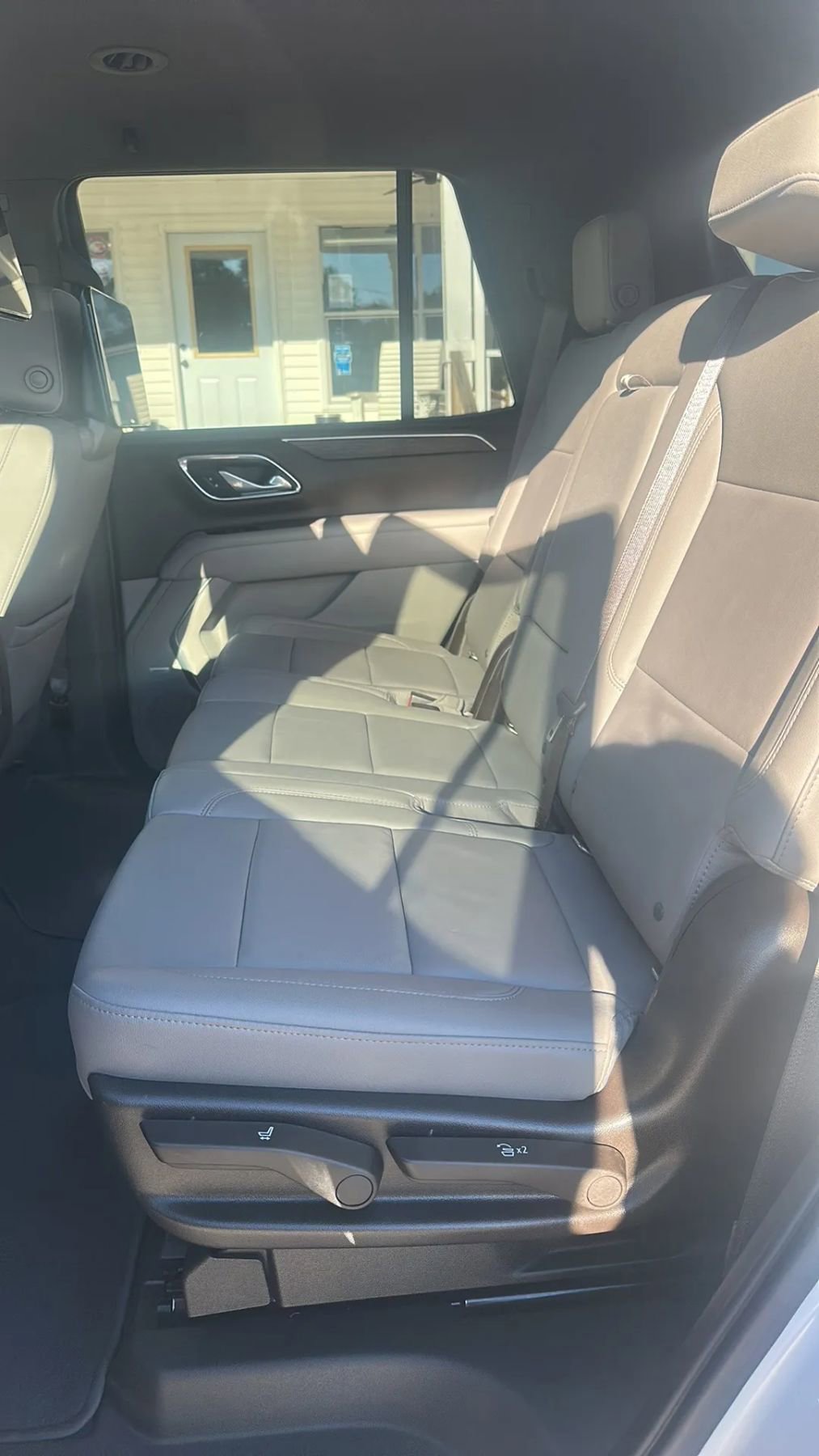 Used 2021 Chevrolet Tahoe LT w/ Rear Media and Nav Package image 19