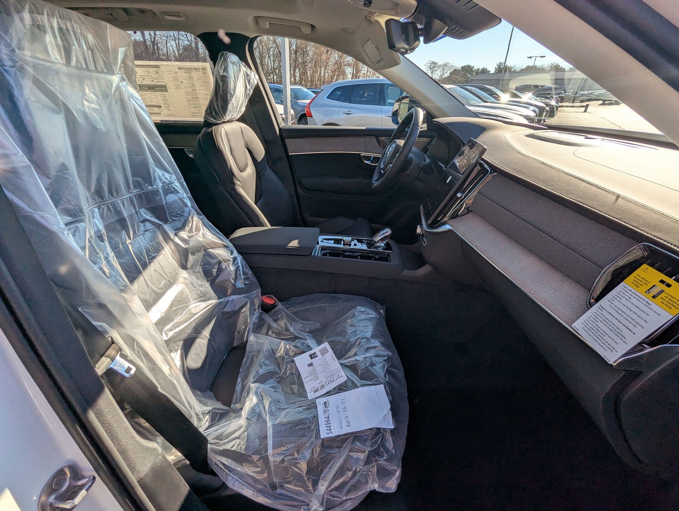 New 2026 Volvo XC90 T8 Ultra w/ Protection Package Premier image 24