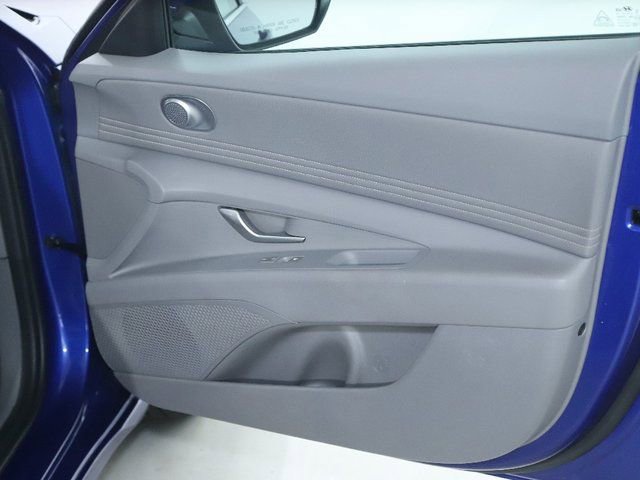 Certified 2024 Hyundai Elantra SEL w/ Convenience Package image 32