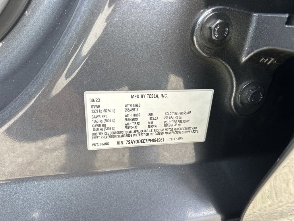 Used 2023 Tesla Model Y Long Range image 36