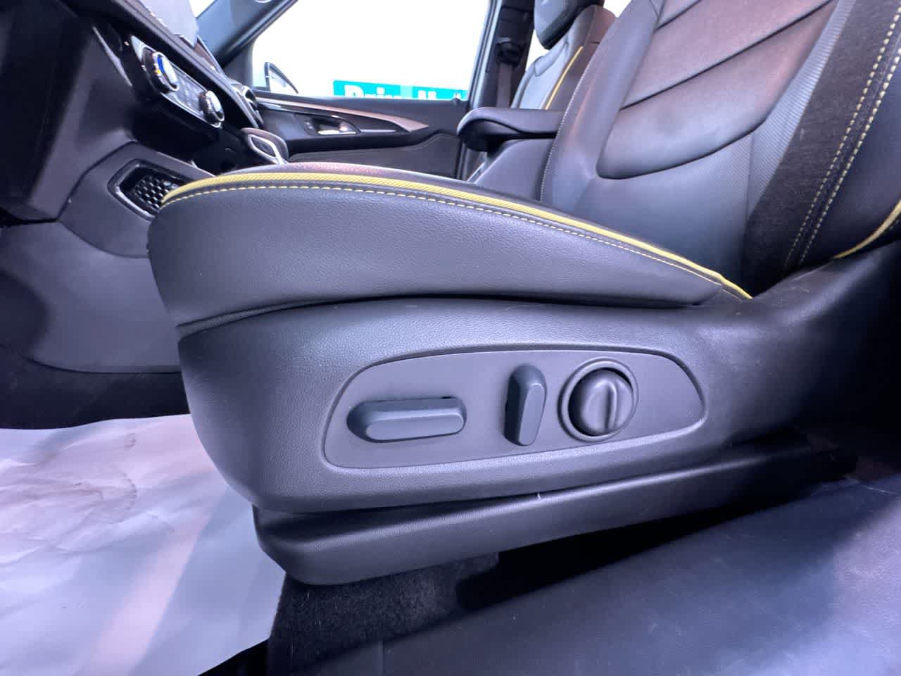 Used 2024 Chevrolet TrailBlazer ACTIV FWD image 13