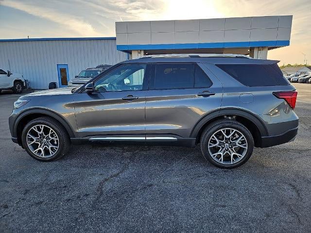 Used 2025 Ford Explorer Platinum w/ Ultimate Package AWD/4WD image 3