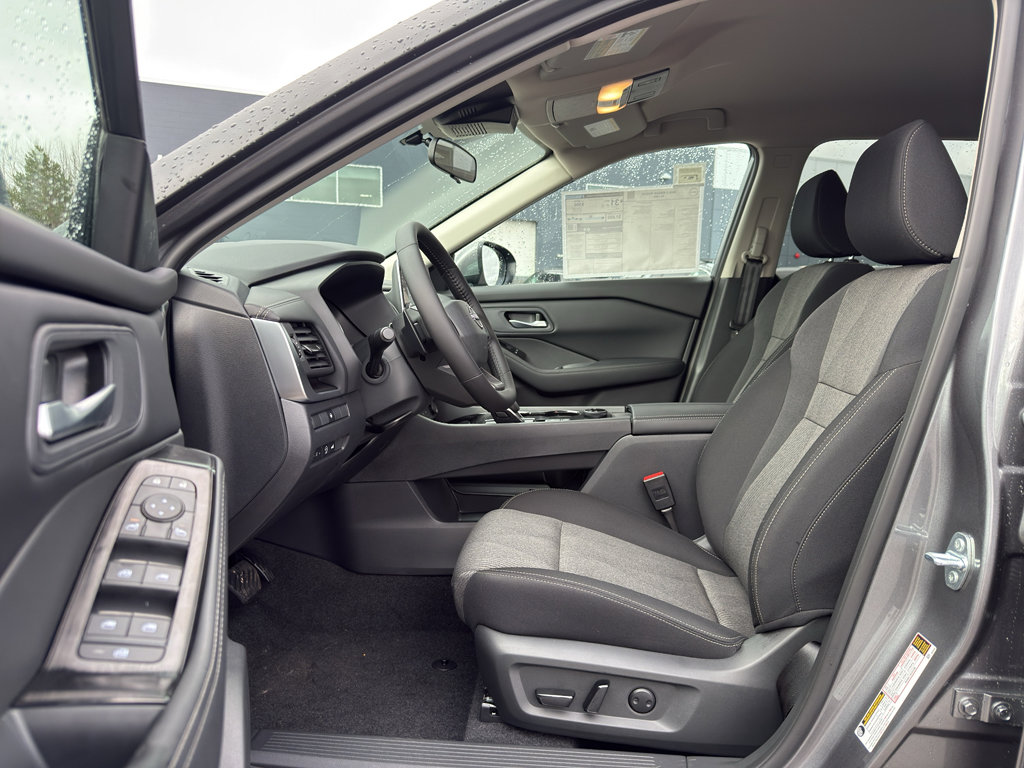 New 2026 Nissan Rogue SV image 11